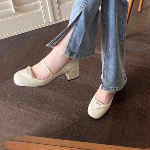 Prada Mary Jane heels - Picture 12 of 12